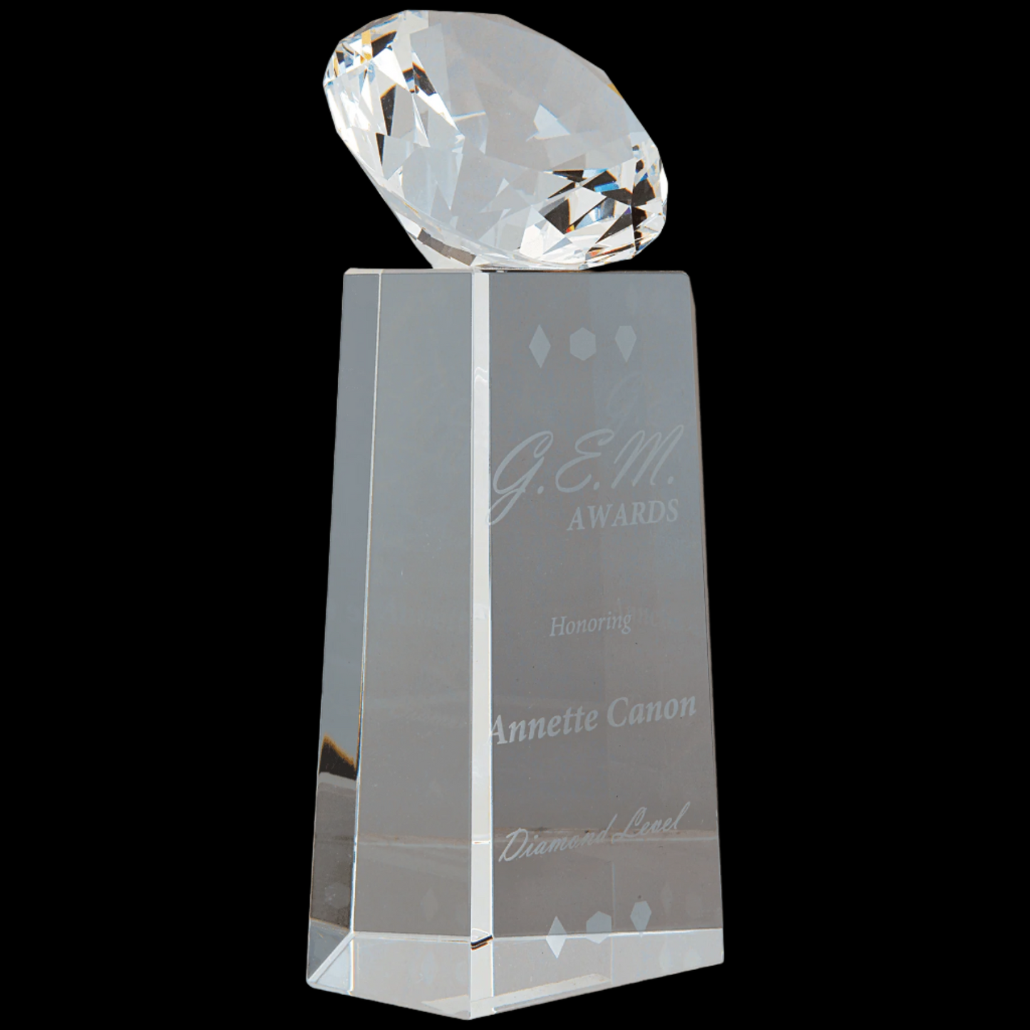 7.75" Crystal Diamond Set On Crystal Pedestal